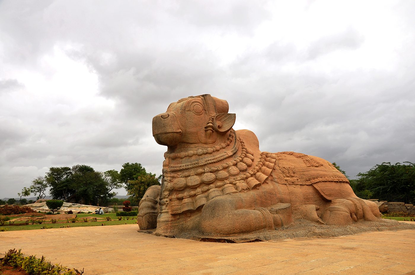 Monolithic granite Nandi bull sculpture of the 16th-century Veerabhadra Temple in Lepakshi, Andhra Pradesh