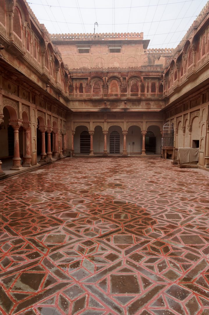 Carved sandstone courtyard balconies of Junagarh Palace in Bikaner, Rajasthan